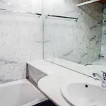 Le Bristol B52 By Interhome