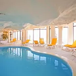 Le Bristol B52 By Interhome