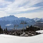 Appartement Le Bristol B52 By Interhome