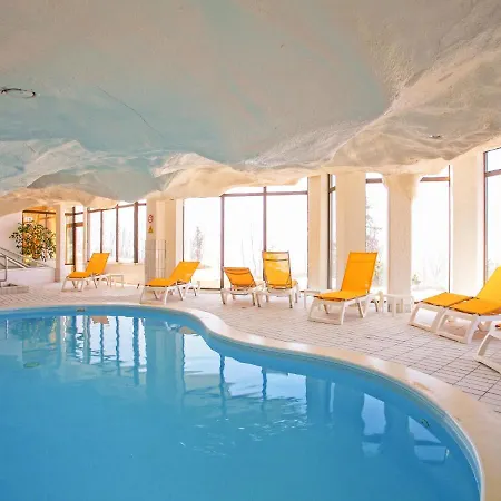 Le Bristol B52 By Interhome